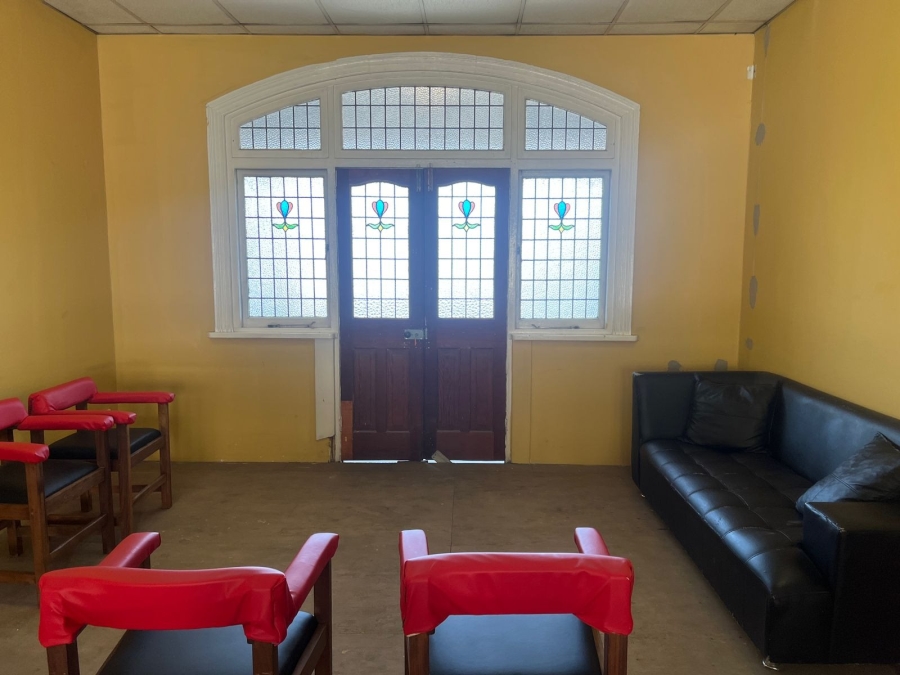 9 Bedroom Property for Sale in Bloemfontein Free State